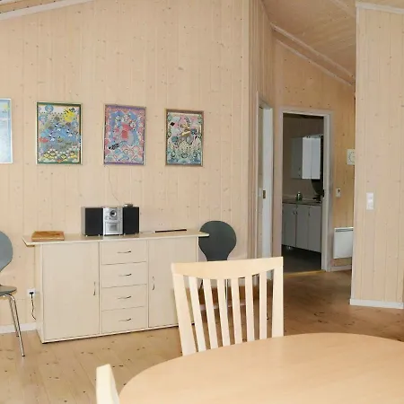 Дом отдыха Three-bedroom In 17 Oksbol (Syddanmark)