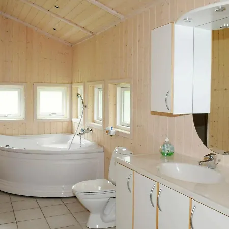 6 Person In Oksbol-by Traum Oksbøl